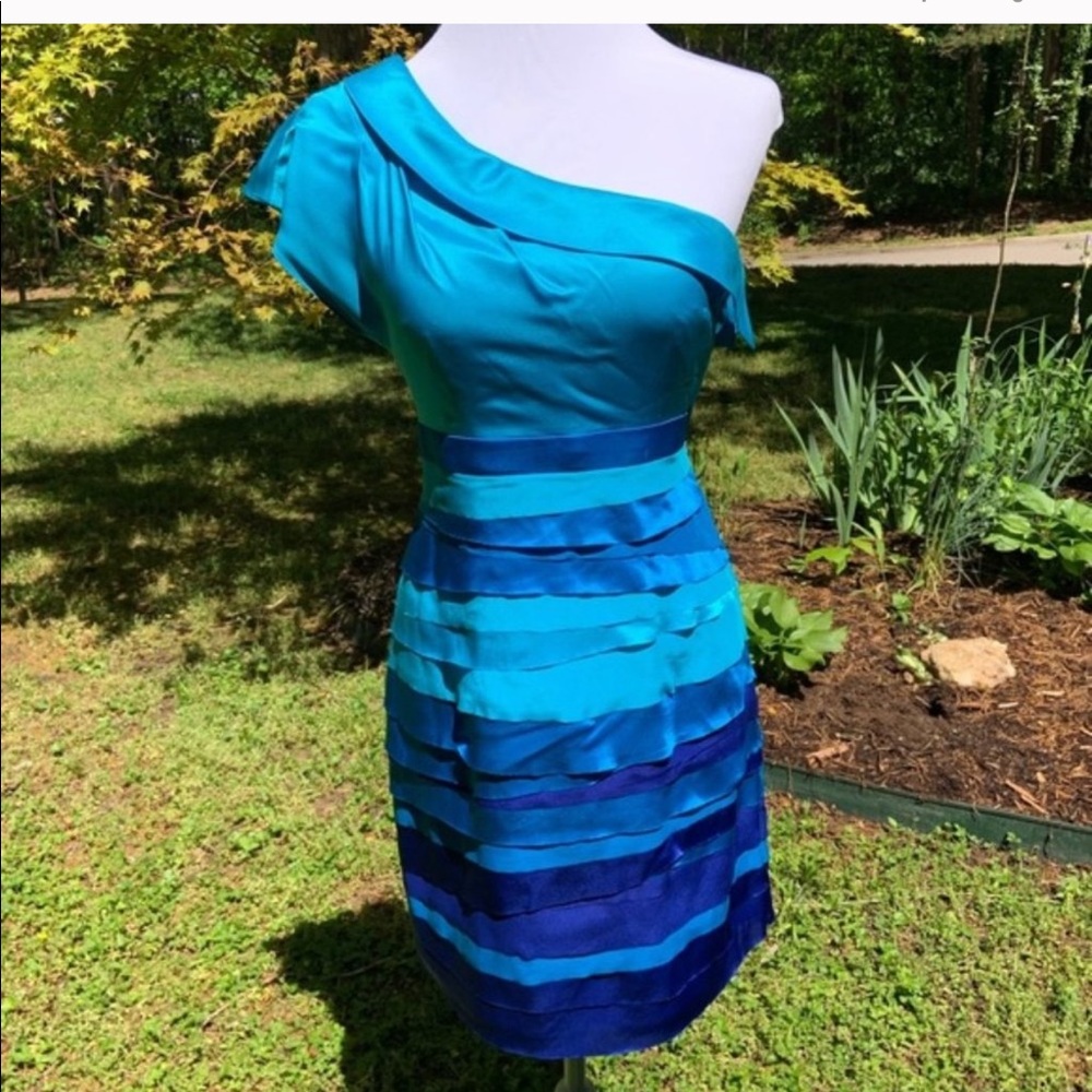 Phoebe Couture dress size 6